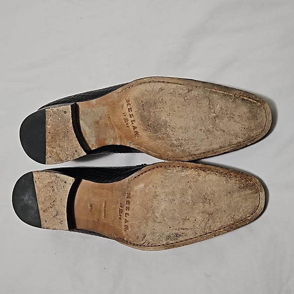 Mezlan black loafers. - Picture 5 of 8